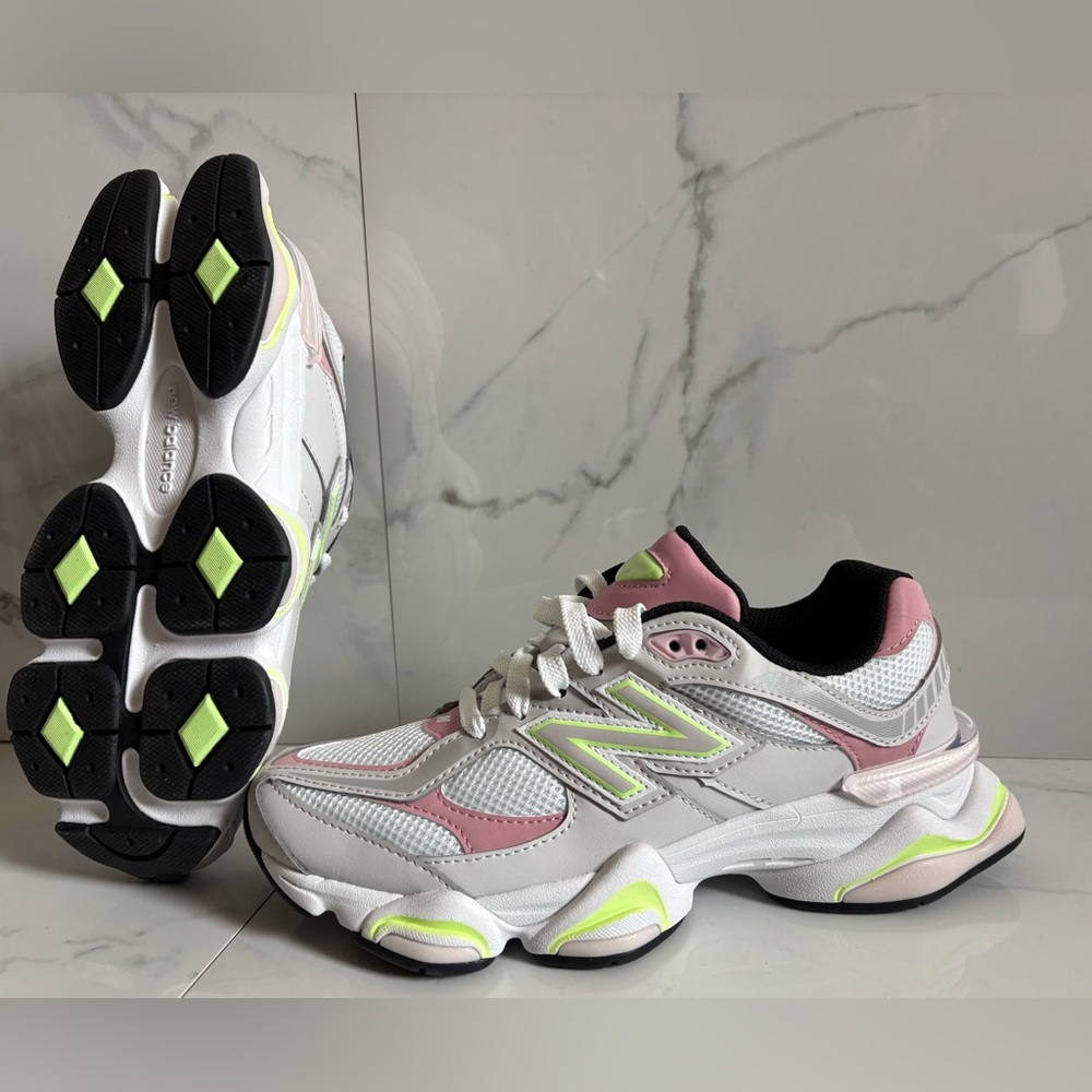 New Balance 9060 💅✨ Pink Taffy Grey Matter U9060BLE Shoes 7 8 8.5 9 NEW - Picture 7 of 16